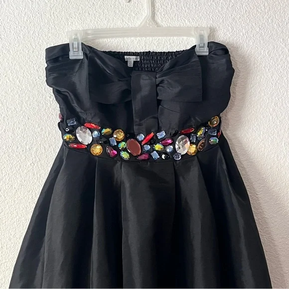 Charlotte Russe Taffeta Jeweled bubble dress
Size 12 - Picture 3 of 12